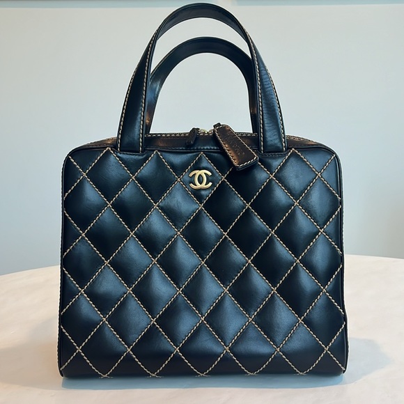 CHANEL Handbags - Chanel Black Leather Cream Wild Stitch Handbag